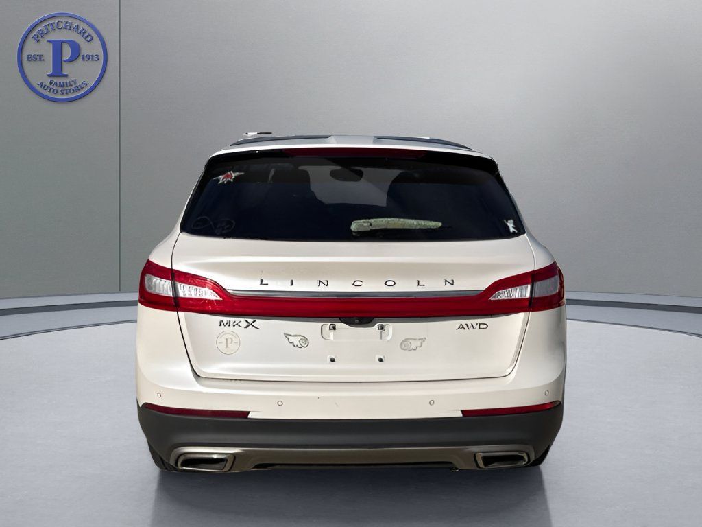 Used 2018 Lincoln MKX Reserve AWD/4WD image 6