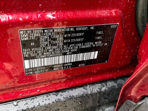 Used 2022 Toyota RAV4 XLE image 32