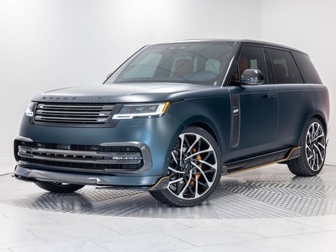 Used 2025 Land Rover Range Rover SE AWD/4WD image 1