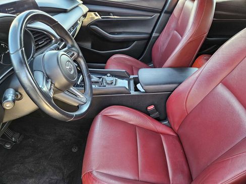 Used 2023 MAZDA MAZDA3 s image 13