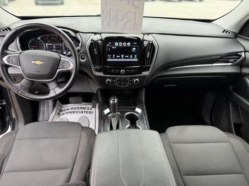 Used 2018 Chevrolet Traverse LT image 15
