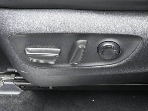 Used 2021 Toyota Highlander Platinum AWD/4WD image 10