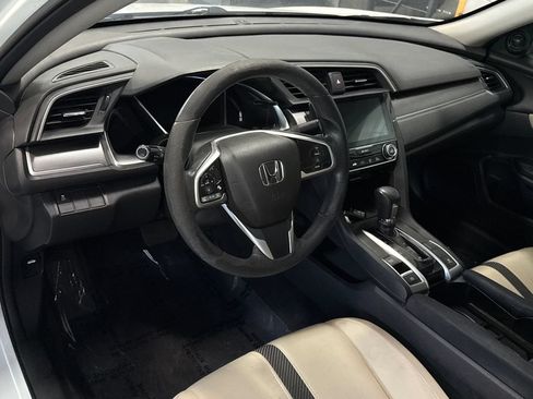 Used 2016 Honda Civic EX image 5