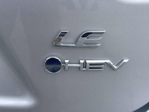 Used 2026 Toyota Corolla LE FWD image 9