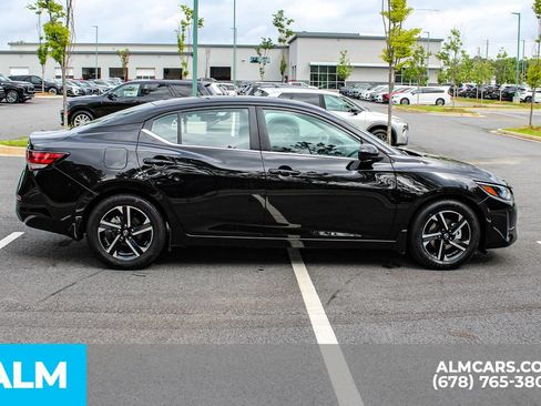 Used 2024 Nissan Sentra SV FWD image 8