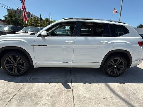 Used 2022 Volkswagen Atlas SEL R-Line AWD/4WD image 12