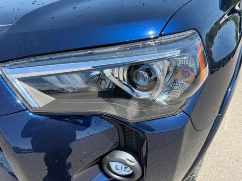 Used 2024 Toyota 4Runner SR5 AWD/4WD image 9