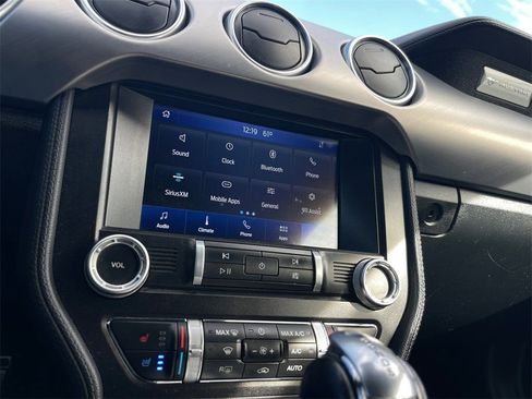 Used 2022 Ford Mustang Premium image 15
