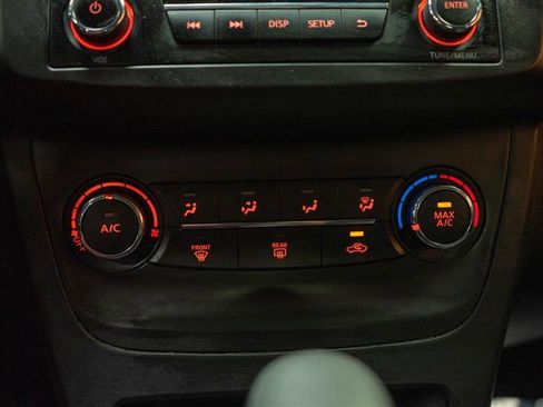 Used 2016 Nissan Sentra S image 20
