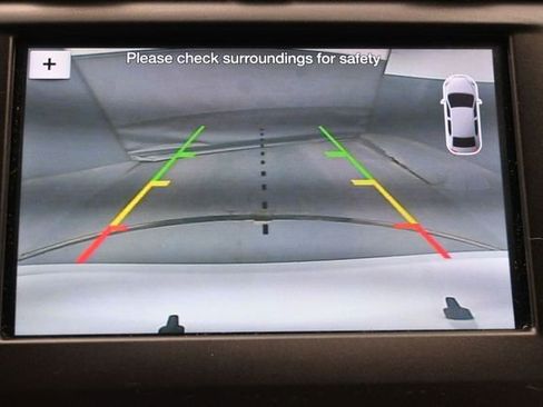 Used 2017 Ford Fusion SE FWD image 19
