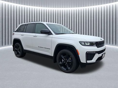 New 2026 Jeep Grand Cherokee Limited image 2