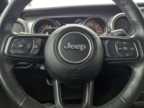 Used 2021 Jeep Wrangler Unlimited Sport image 16