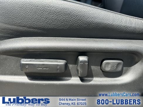 Used 2023 Honda Passport Elite image 12