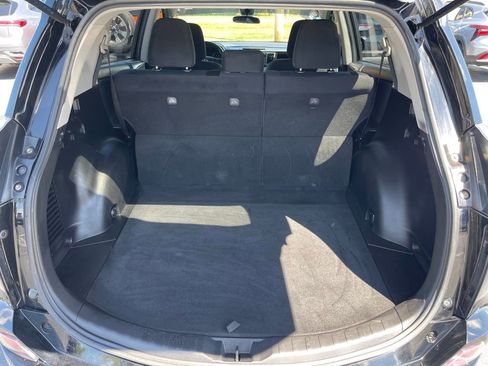 Used 2018 Toyota RAV4 LE w/ All Weather Liner Package AWD/4WD image 7
