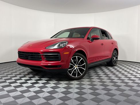 Certified 2023 Porsche Cayenne AWD/4WD image 1