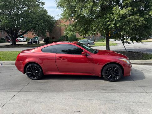 Used 2015 INFINITI Q60 AWD Coupe w/ Premium Package image 3