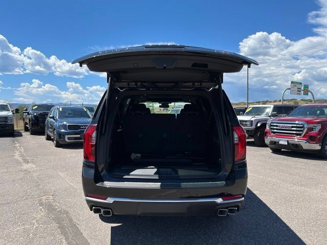 New 2026 GMC Yukon XL Denali w/ Sun & Power Step Package AWD/4WD image 22