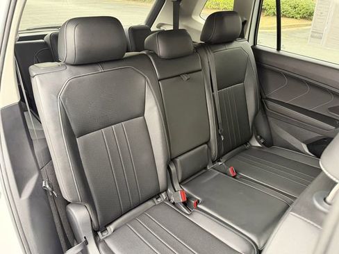 Used 2024 Volkswagen Tiguan Wolfsburg Edition image 36