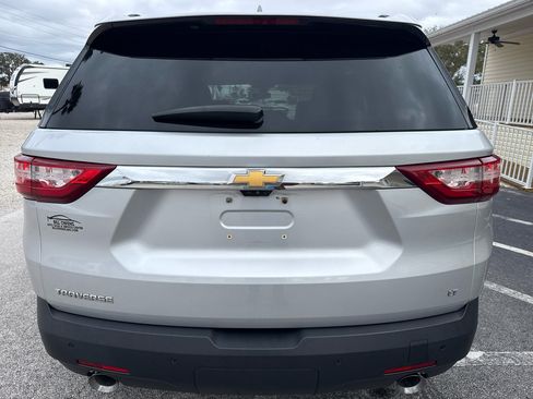 Used 2019 Chevrolet Traverse LT w/ LT Premium Package image 4