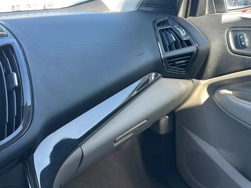 Used 2014 Ford Escape Titanium FWD image 34