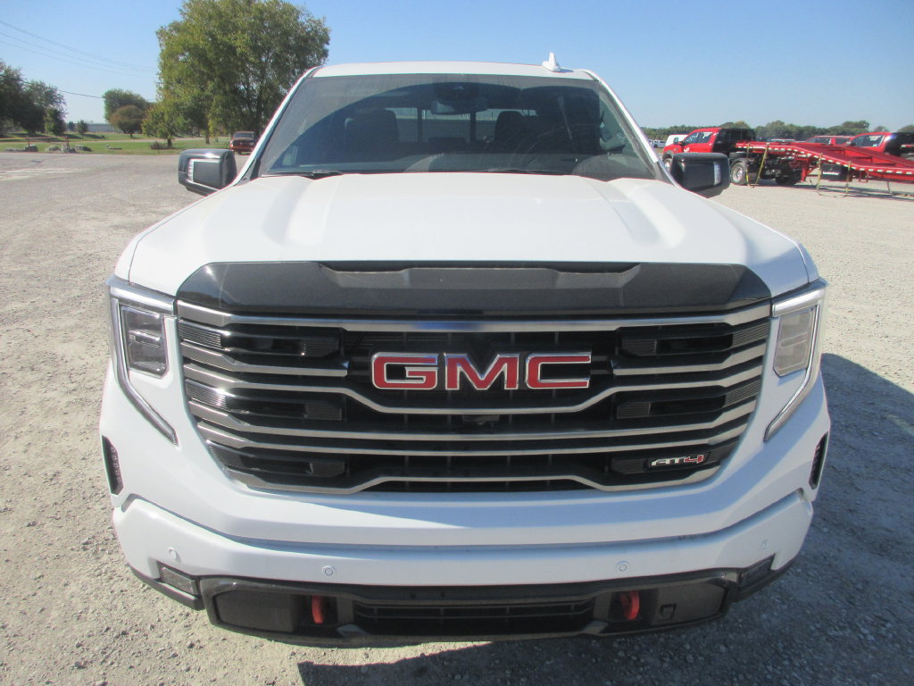 New 2026 GMC Sierra 1500 AT4 w/ AT4 Premium Package AWD/4WD image 11