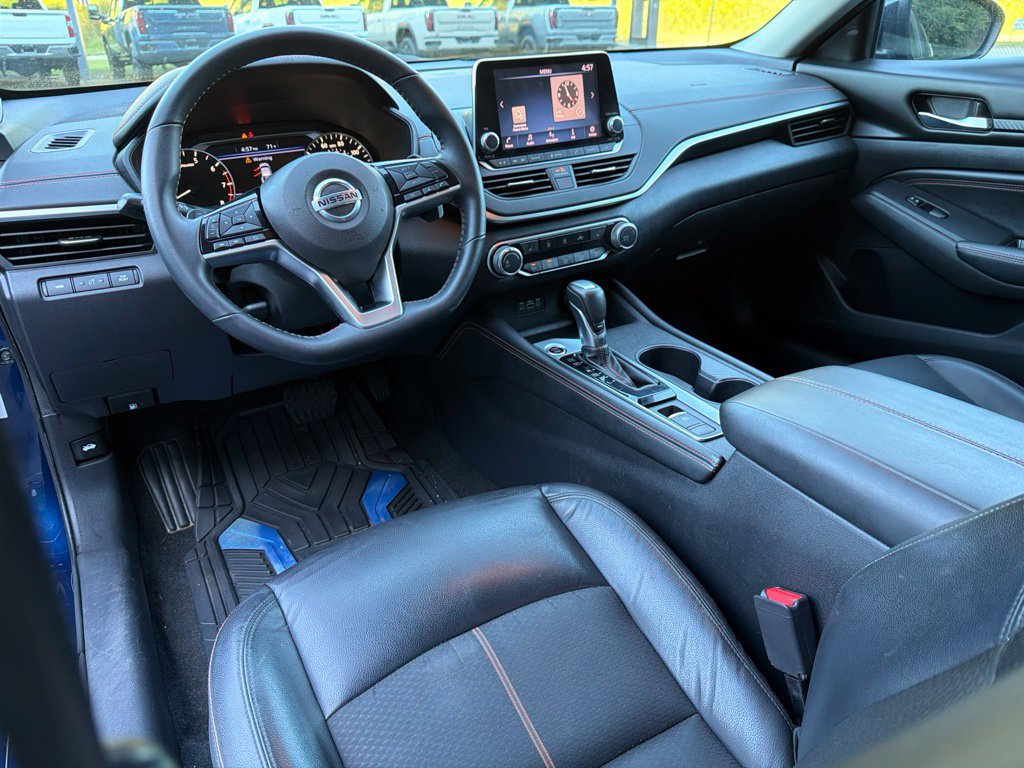Used 2021 Nissan Altima 2.5 SR w/ SR Premium Package AWD/4WD image 19