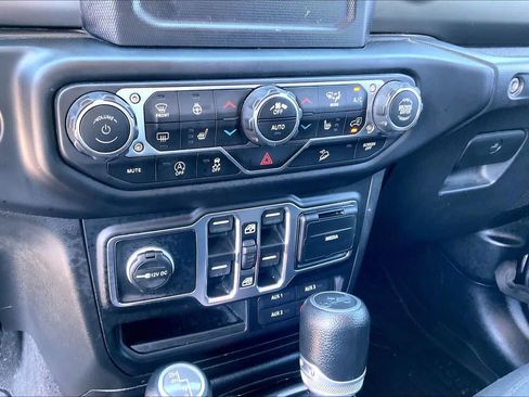 Used 2020 Jeep Wrangler Unlimited Sport S AWD/4WD image 32