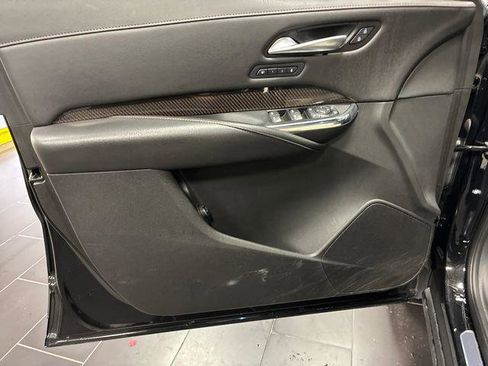New 2023 Cadillac XT4 Sport FWD image 40