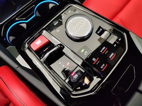 New 2026 BMW M5 w/ Executive Package AWD/4WD image 24