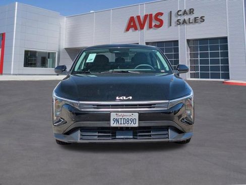Used 2025 Kia K4 FWD image 2