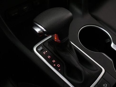 Used 2022 Kia Sportage Nightfall Edition FWD image 44