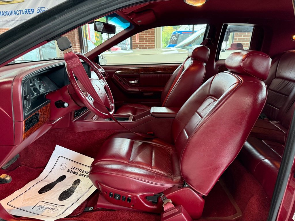 Used 1993 Mercury Cougar XR7 RWD image 8