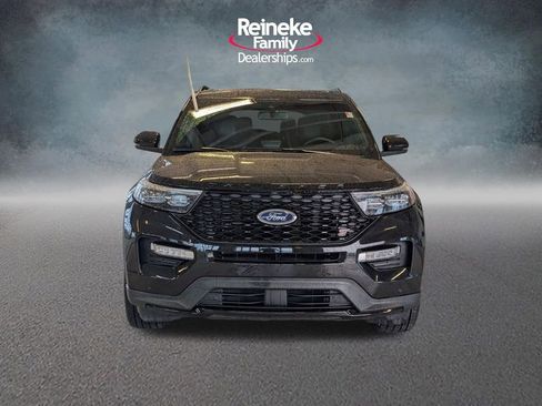Used 2024 Ford Explorer ST w/ Equipment Group 401A AWD/4WD image 2