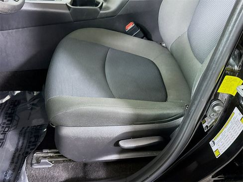 Certified 2022 Toyota RAV4 LE image 20