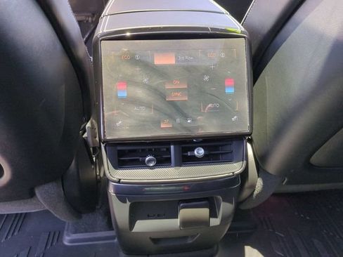 Used 2026 Cadillac Vistiq Platinum w/ LPO, Floor Liner Package AWD/4WD image 21