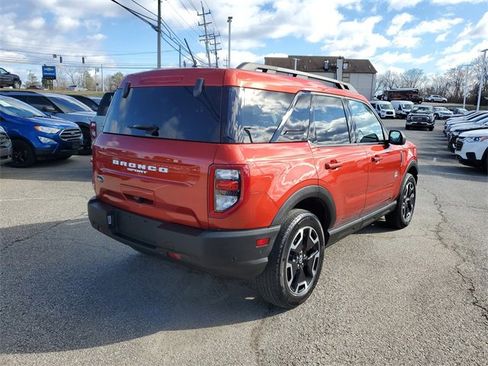 Used 2023 Ford Bronco Sport Outer Banks image 4
