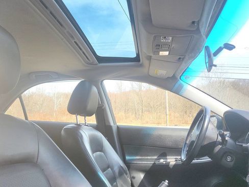 Used 2004 MAZDA MAZDA6 s w/ Luxury Pkg image 6