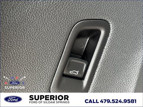 Used 2025 Volkswagen Atlas Peak Edition SE AWD/4WD image 27