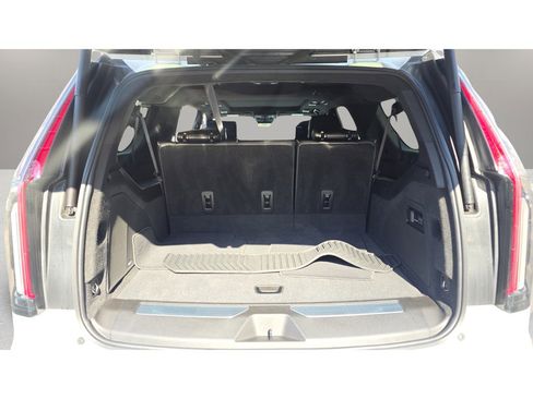 Certified 2022 Cadillac Escalade ESV Sport Platinum image 20