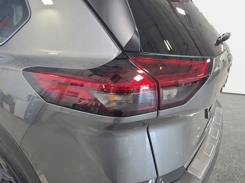 New 2026 Nissan Rogue SV w/ Cold Weather Package image 33