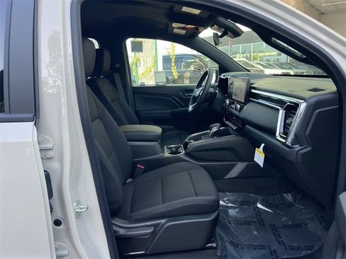 New 2026 GMC Canyon Elevation image 31