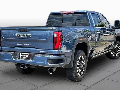 Used 2025 GMC Sierra 2500 Denali Ultimate AWD/4WD image 12