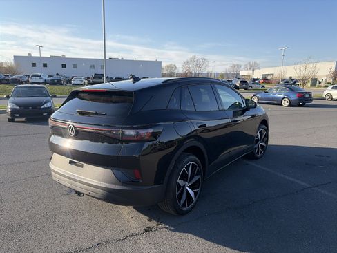 New 2025 Volkswagen ID.4 Pro S AWD/4WD image 4
