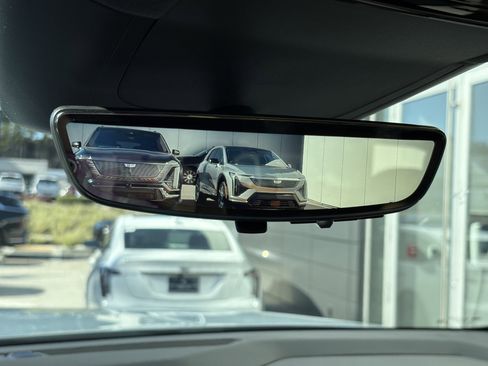 New 2025 Cadillac Escalade IQ Sport 2 image 32