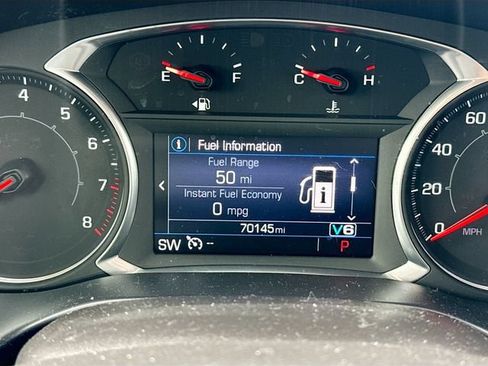 Used 2020 GMC Acadia SLE w/ Driver Convenience Package FWD image 17