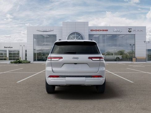 New 2026 Jeep Grand Cherokee L Limited AWD/4WD image 7