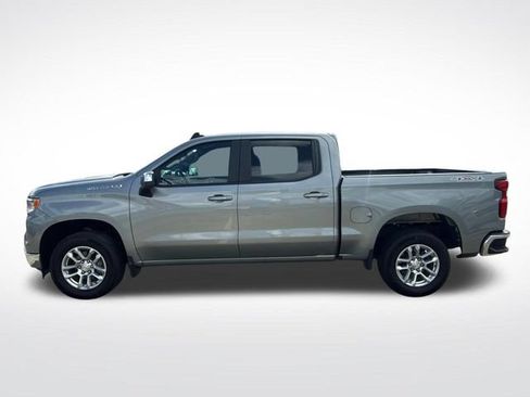 Used 2023 Chevrolet Silverado 1500 LT AWD/4WD image 7