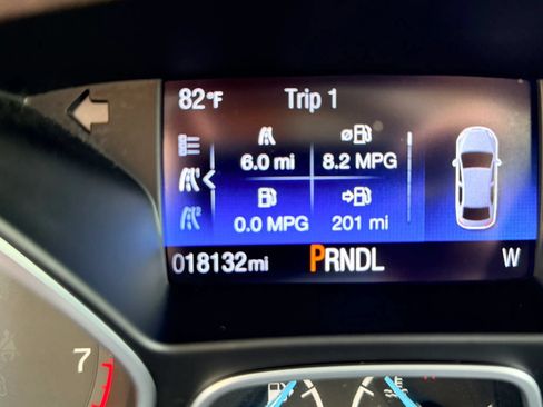 Used 2017 Ford Focus SE FWD image 4