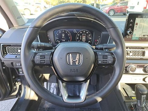 Used 2022 Honda Civic Touring image 26