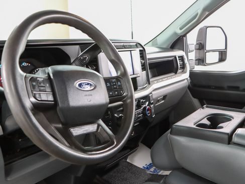 Used 2023 Ford F250 XL w/ XL Driver Assist Package AWD/4WD image 25